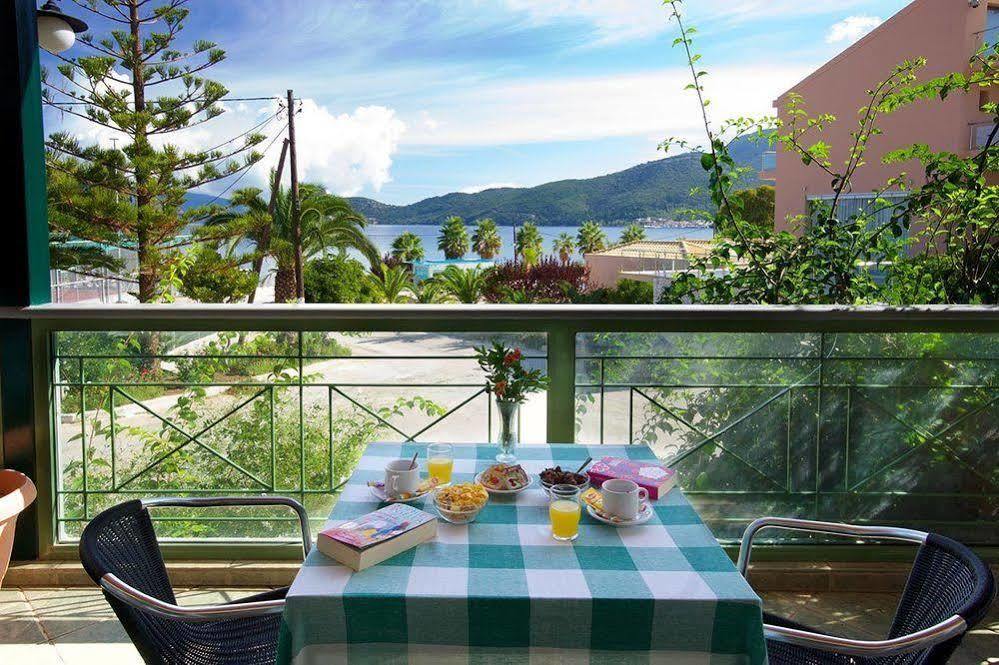 Hotel Athina Karavomylos Ngoại thất bức ảnh